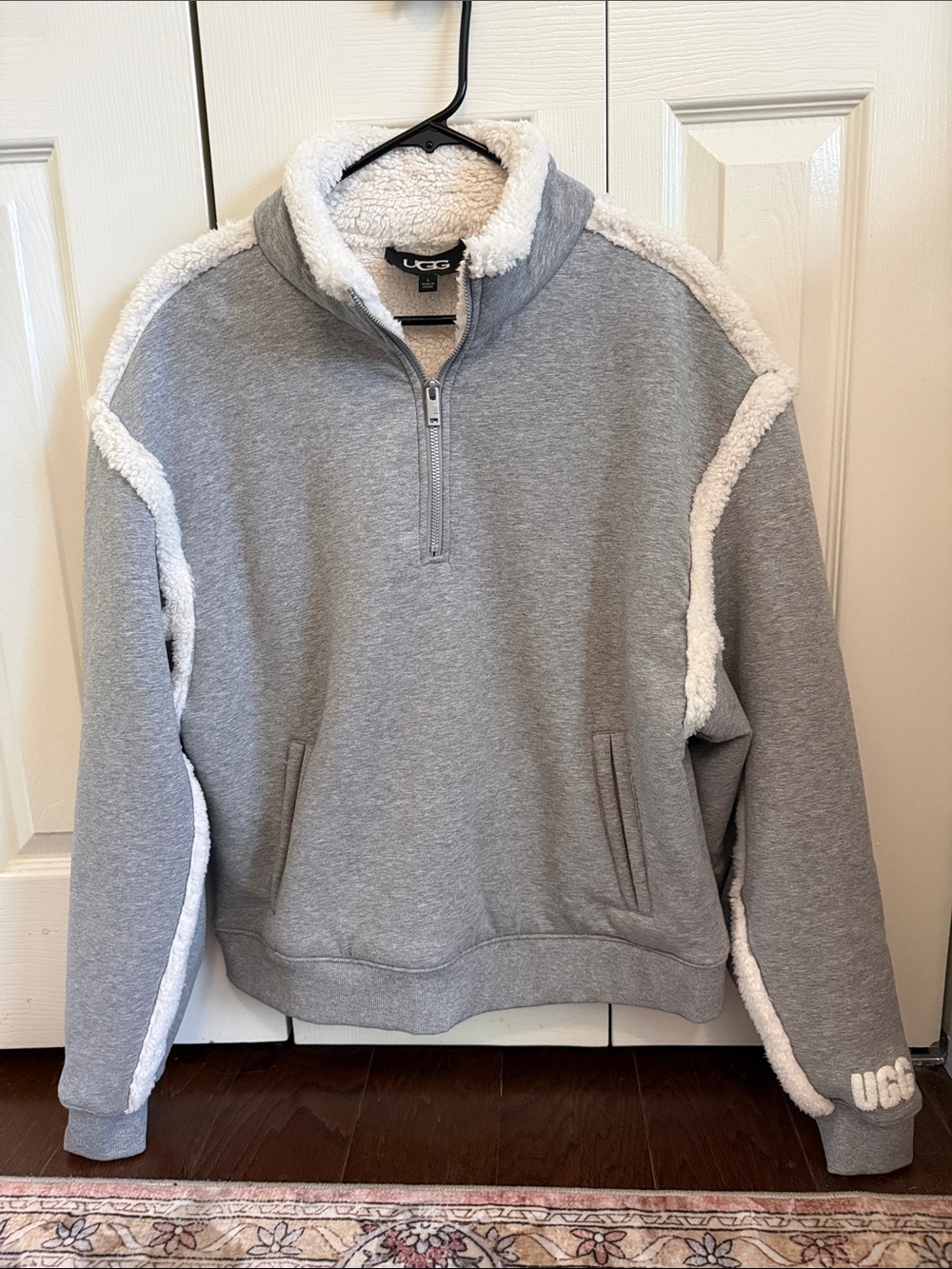 UGG Men's Light Gray Half-Zip Sherpa-Trim Pullover